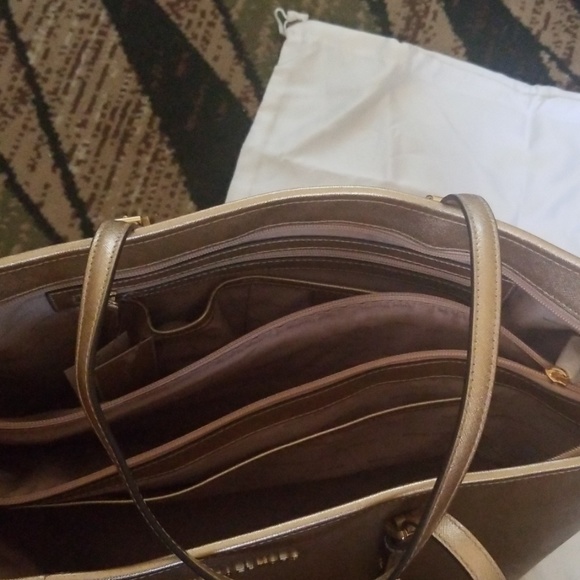 Michael Kors travel bag/ business bag. - Picture 3 of 3